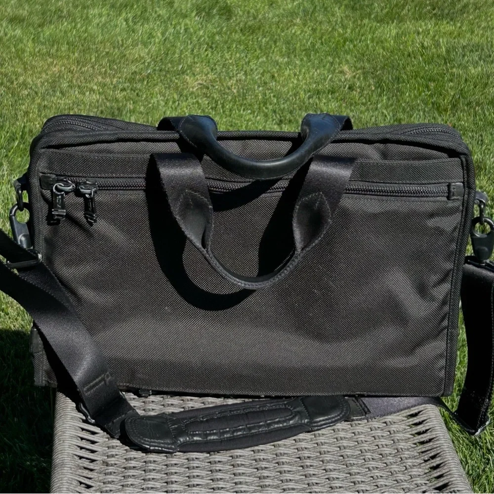 TUMI Alpha Ballistic Nylon Laptop Briefcase Trolley Sleeve 26111DH 12x17x3.5